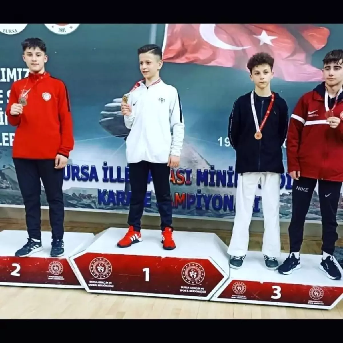 \'Bursa İller Arası Karate Şampiyonası\'nda büyük başarı