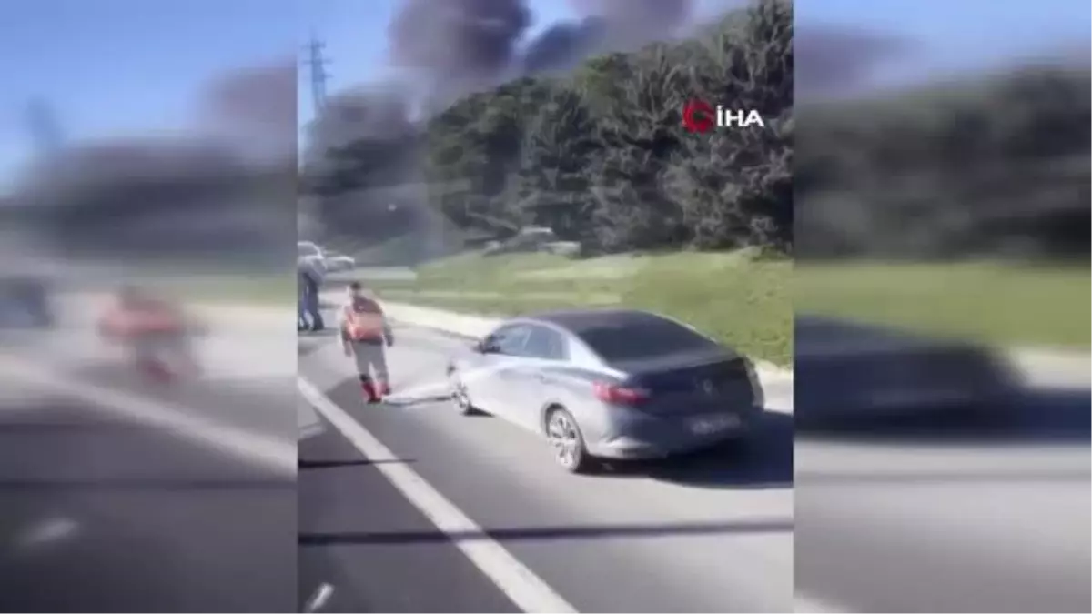 Hadımköy Tem Otoyolu\'ndaki panelvan araç alev topuna döndü