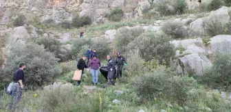 Tarihi kalenin surunun yakınında erkek cesedi bulundu