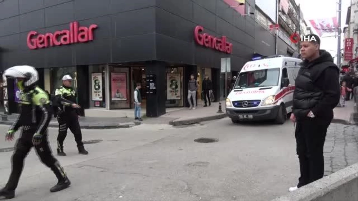 Trafiğe kapalı yolda kaza yapan motosikletli kurye yaralandı