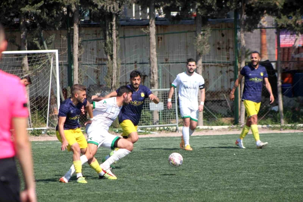 Alaçatıspor deplasman maçında 2-0 galip