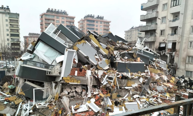 Kahramanmaraş'ta 36 kişinin öldüğü Ezgi Apartmanı'na ilişkin bilirkişi raporu hazırlandı