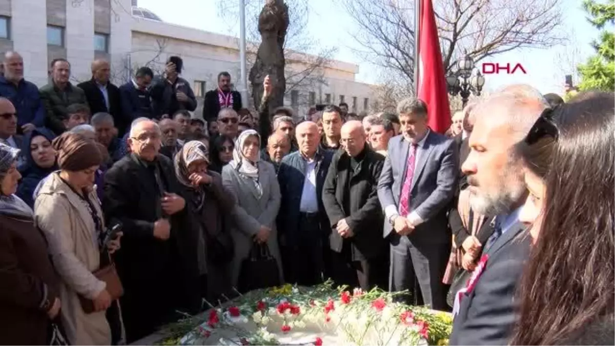 Milli Yol Partisi, Muhsin Yazıcıoğlu\'nu kabri başında andı