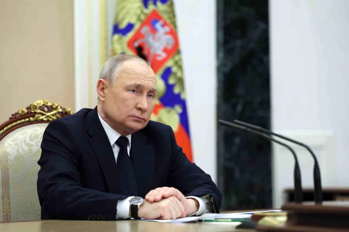 Putin: "Çin ile askeri ittifak oluşturmuyoruz"