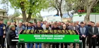 TARİHİ KALENİN YAKININDA ÖLÜ BULUNAN ŞAHİN, TOPRAĞA VERİLDİ