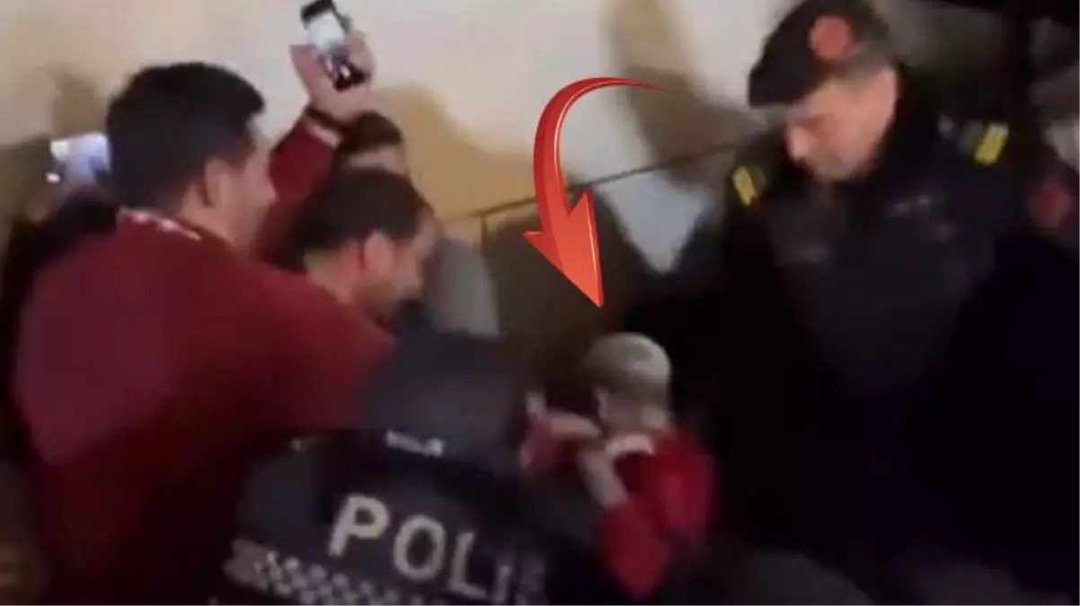 Korku dolu anlar! G.Saray\'ın dünya yıldızı Icardi\'yi ağız üstü yere düşürdüler