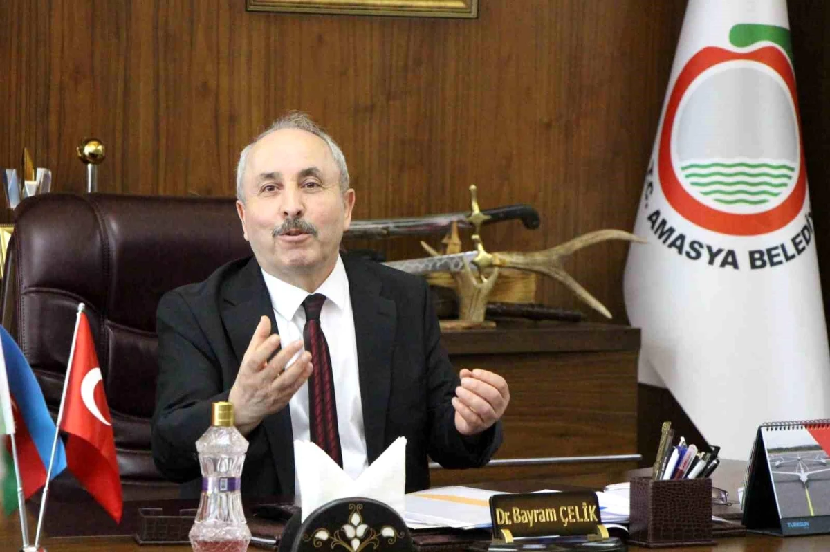 Amasya\'nın yeni Belediye Başkanı Çelik: "Çiçek göndermeyin, depremzedeler için bağış yapın"