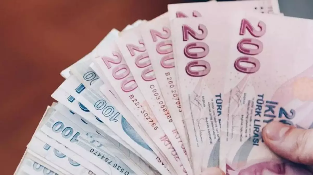 Bakanlık, EYT\'lilere müjdeyi verdi: Ramazan ve Kurban Bayramı ikramiyelerinden yararlanacaklar