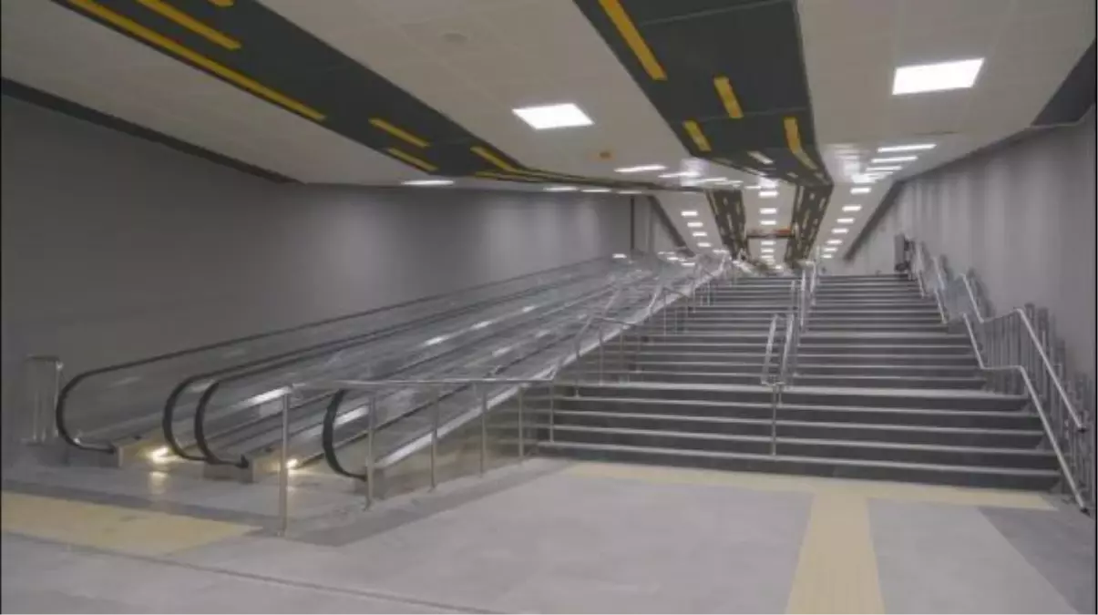 Bakan Karaismailoğlu, AKM-Gar-Kızılay Metro Hattı\'nın yakında açılacağını bildirdi Açıklaması