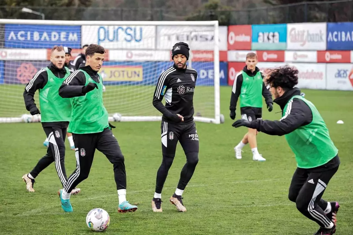 Beşiktaş, Fenerbahçe maçı hazırlıklarına devam etti