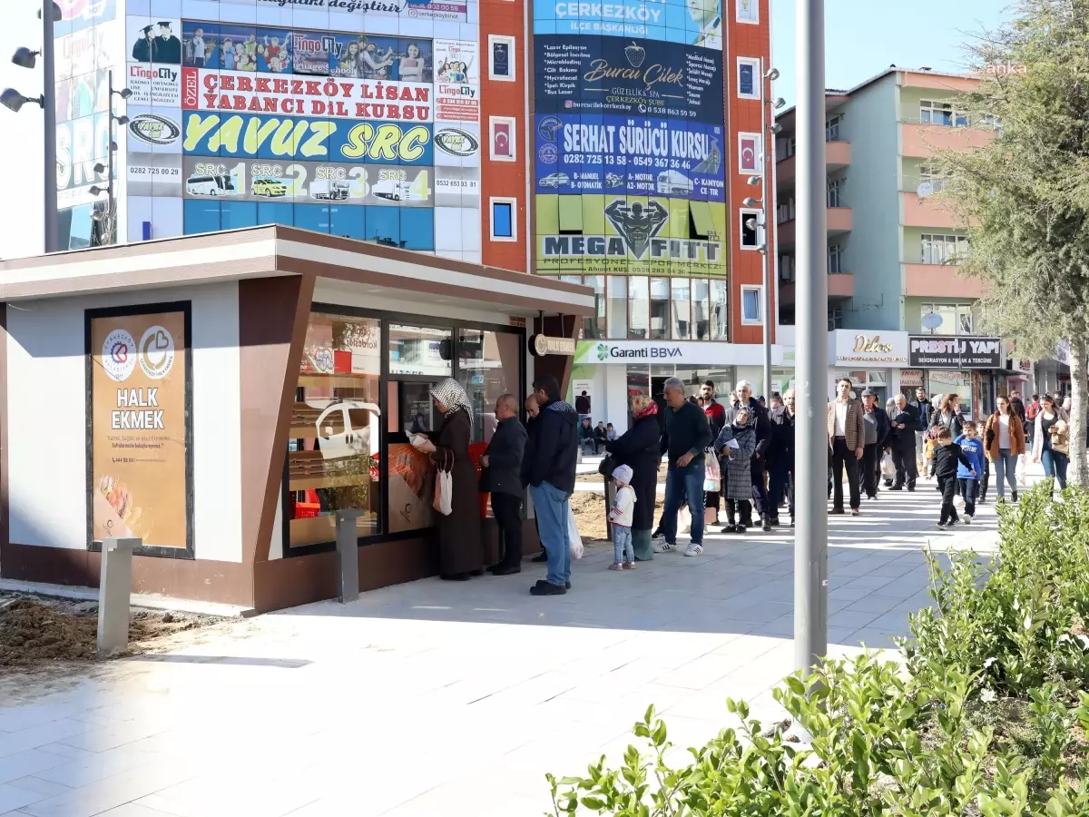 Çerkezköy Halk Ekmek Büfelerinde Satışlar Başladı