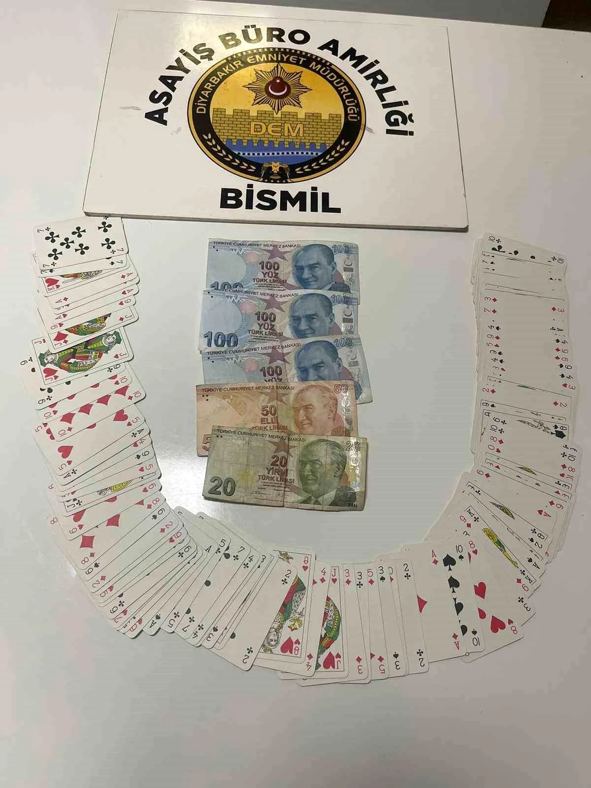 Bismil\'de kumar oynayan 4 kişiye para cezası verildi