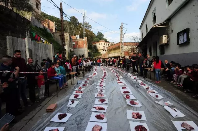 Ortadoğu'daki Yardım Dernekleri Ramazan'da İhtiyaç Sahiplerine Destek Oluyor