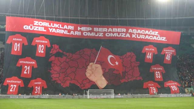 Son Dakika: A Milli Futbol Takımımız, Hırvatistan'a 2-0'lık skorla kaybetti Son Dakika: A Milli Futbol Takımımız, Hırvatistan'a 2-0'lık skorla kaybetti