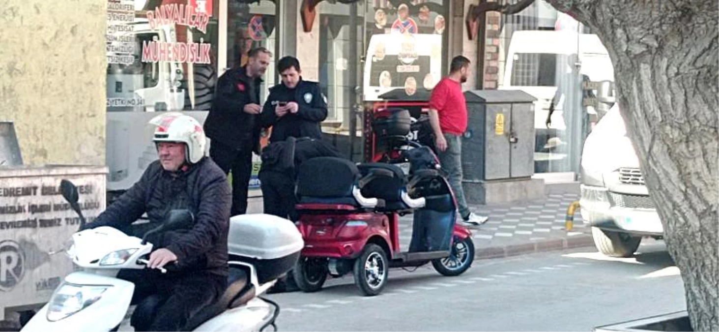 Şüphe üzerine durdurulan motosiklet çalıntı çıktı