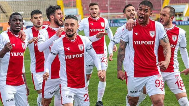 Yenilmeyi unuttular, gol yağdırdılar! Samsunspor, Süper Lig'e çok yakın Yenilmeyi unuttular, gol yağdırdılar! Samsunspor, Süper Lig'e çok yakın