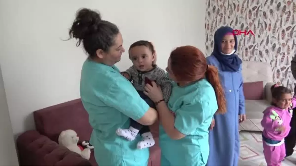 ENKAZ ALTINDAN ÇIKARILAN BEBEK, 50 GÜN SONRA AİLESİNE KAVUŞTU