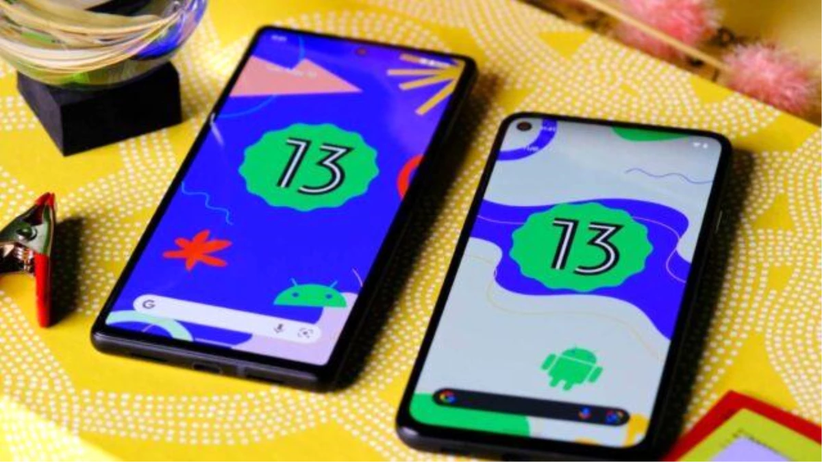Samsung bir modeli daha Android 13\'e güncelledi!