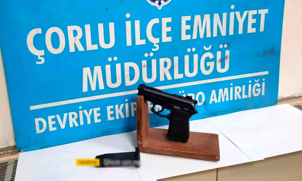 Silah sesine giden polis, bir şahsın üzerinde kurusıkı yakaladı