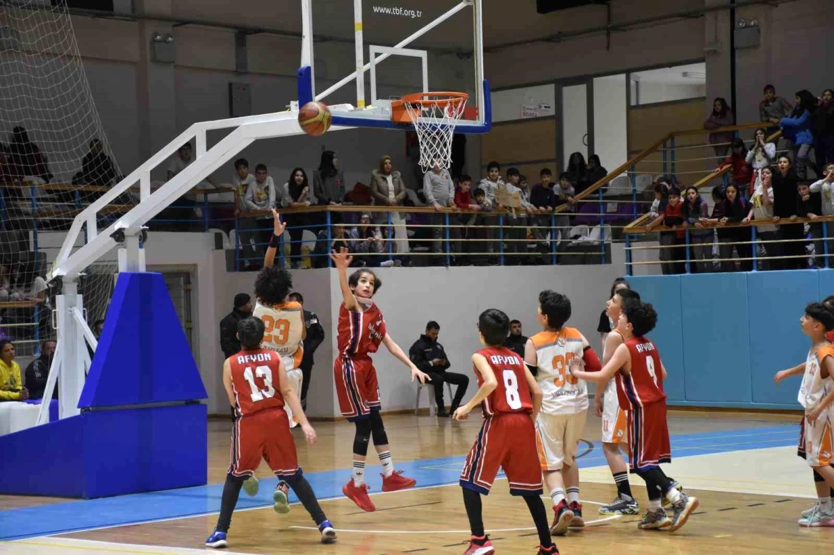 Afyonkarahisar\'da \'Küçükler Basketbol\' maçları tamamlandı