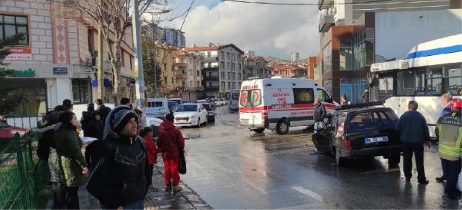 Ankara\'da alkollü sürücü ters şeride girerek, EGO otobüsüne çarptı; kaza anı kamerada