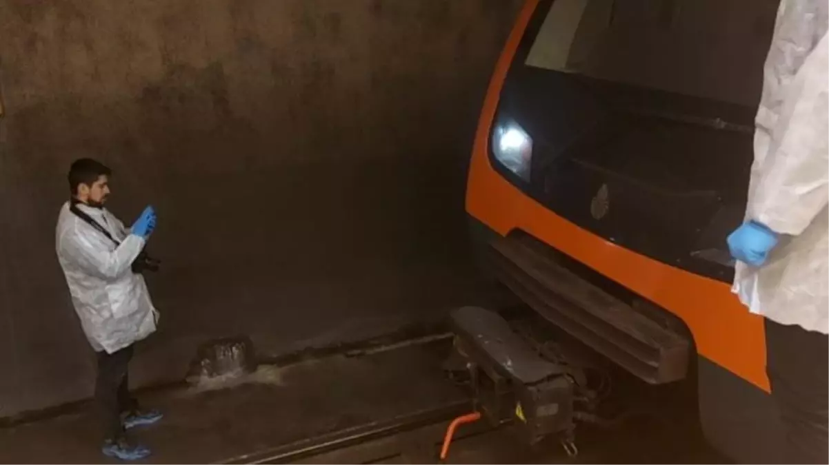 Ayrılık Çeşmesi durağında metronun önüne atlayarak intihar etti!