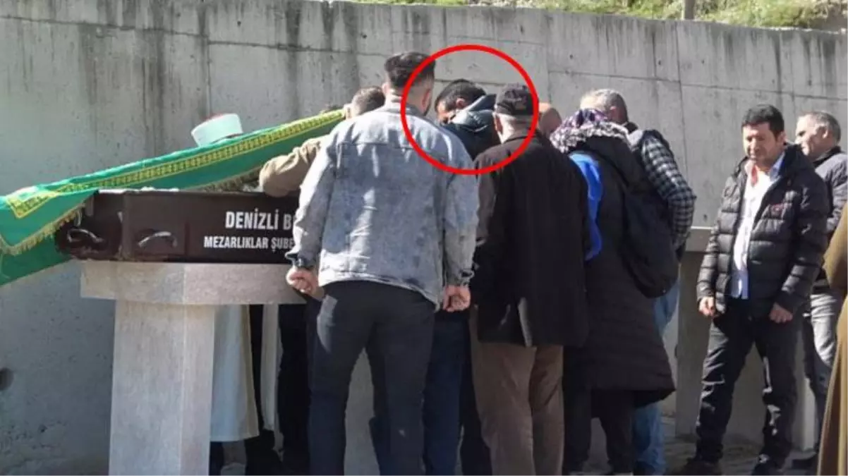 Annesinin boğarak canına kıydığı 1,5 yaşındaki Zeynep\'in cenazesinde yürek burkan anlar yaşandı