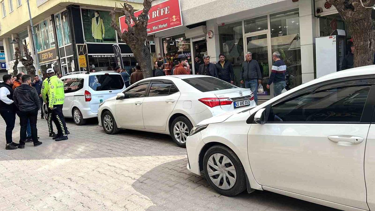 Manisa'da silahlı kavga: 3 yaralı