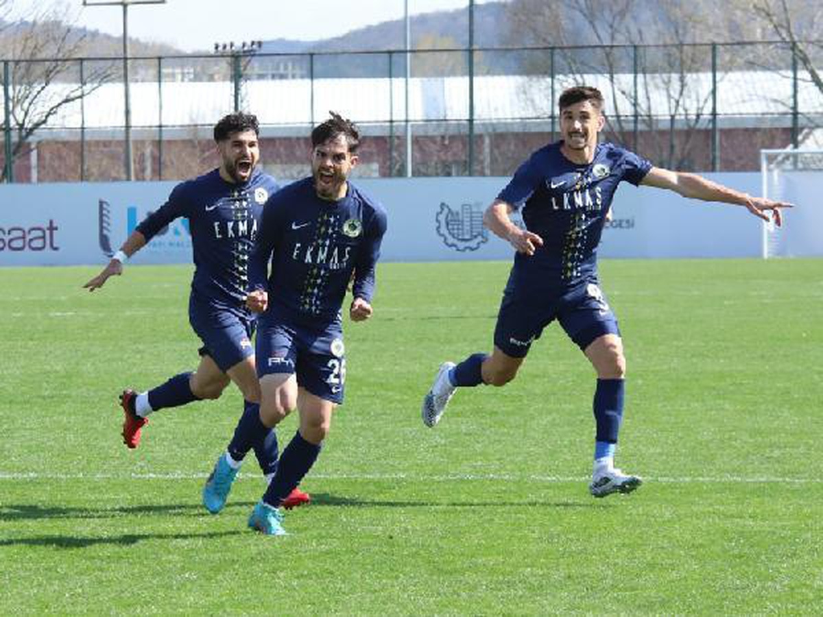 Menemen FK seriye bağladı