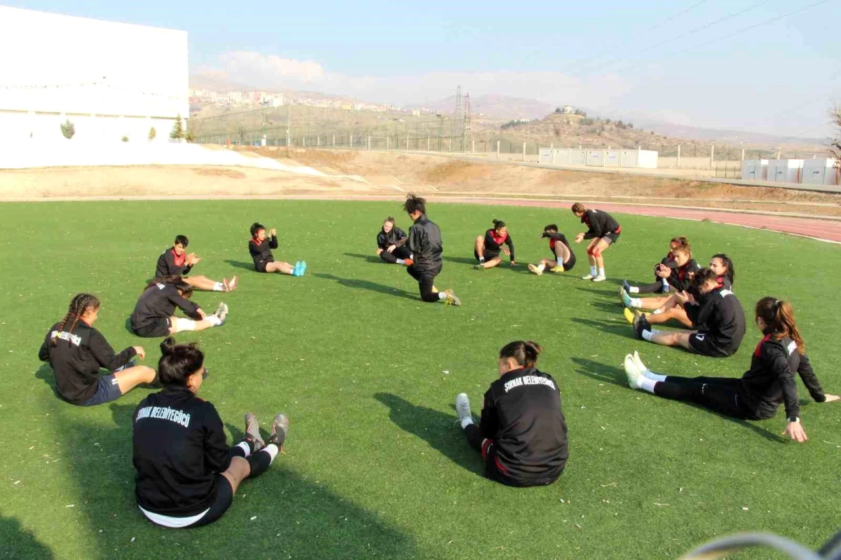 Nuhspor Kadın Futbol Takımı\'nın başarısı, Şırnak\'taki kızlara ilham oldu
