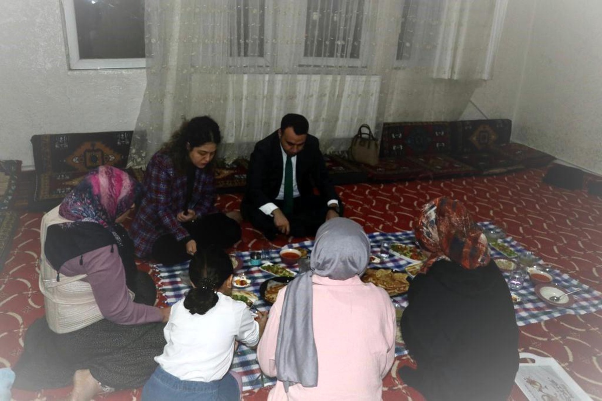 Siirt Vali Vekili Baytok depremzedelerle iftar açtı