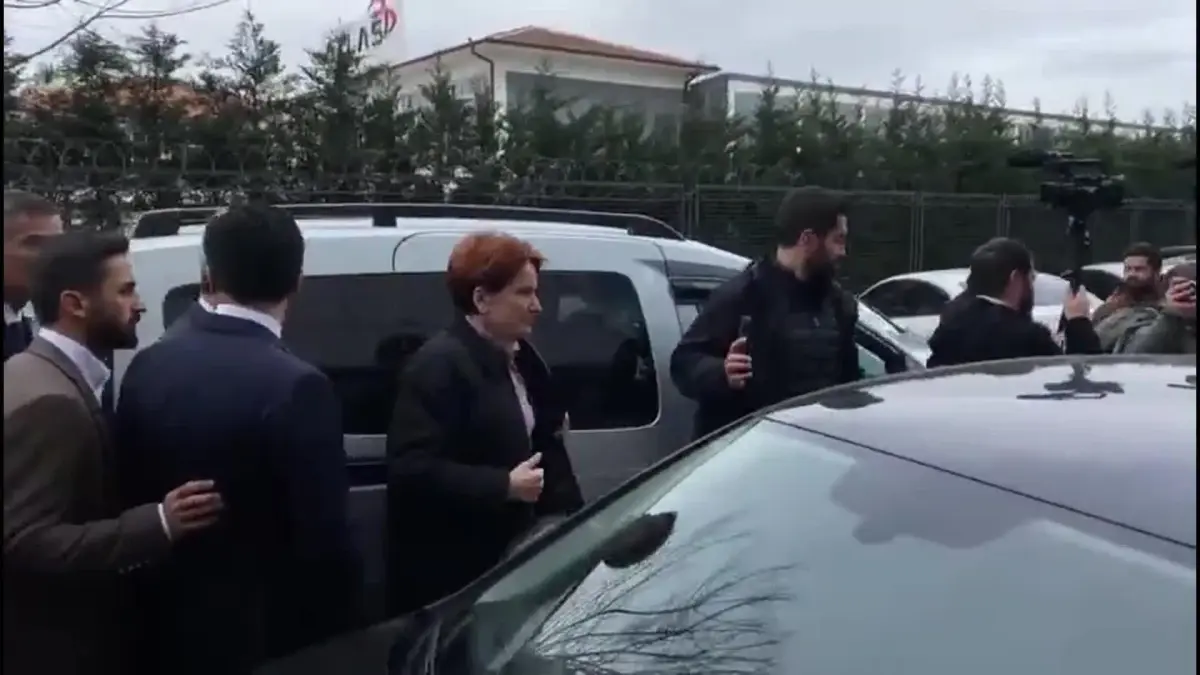 Akşener\'den İyi Parti İstanbul İl Başkanlığı\'na Düzenlenen Silahlı Saldırıya Tepki: "Meral Akşener\'i Korkutacak Adam Anasından Doğmadı"