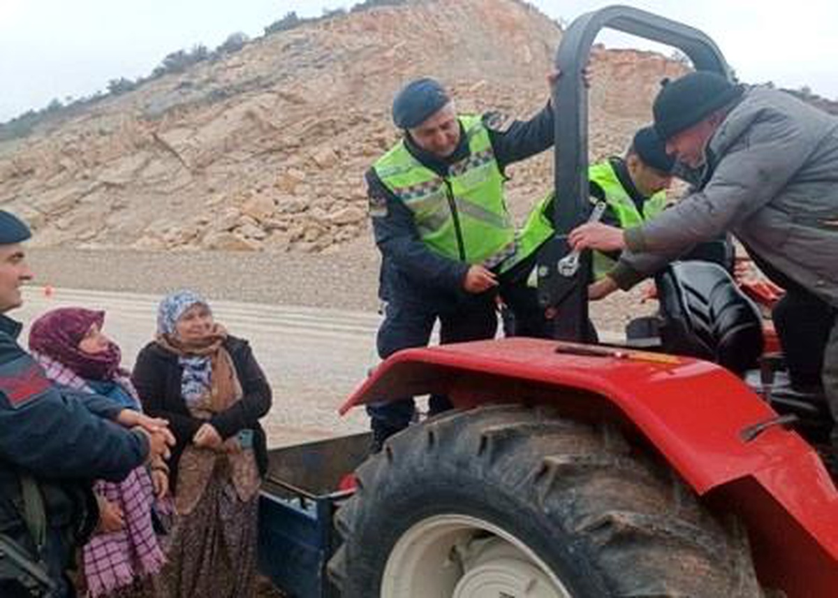 Bilecik\'te 2022 yılında 18 traktör kazasında 1 kişi hayatını kaybederken, 17 kişi yaralandı