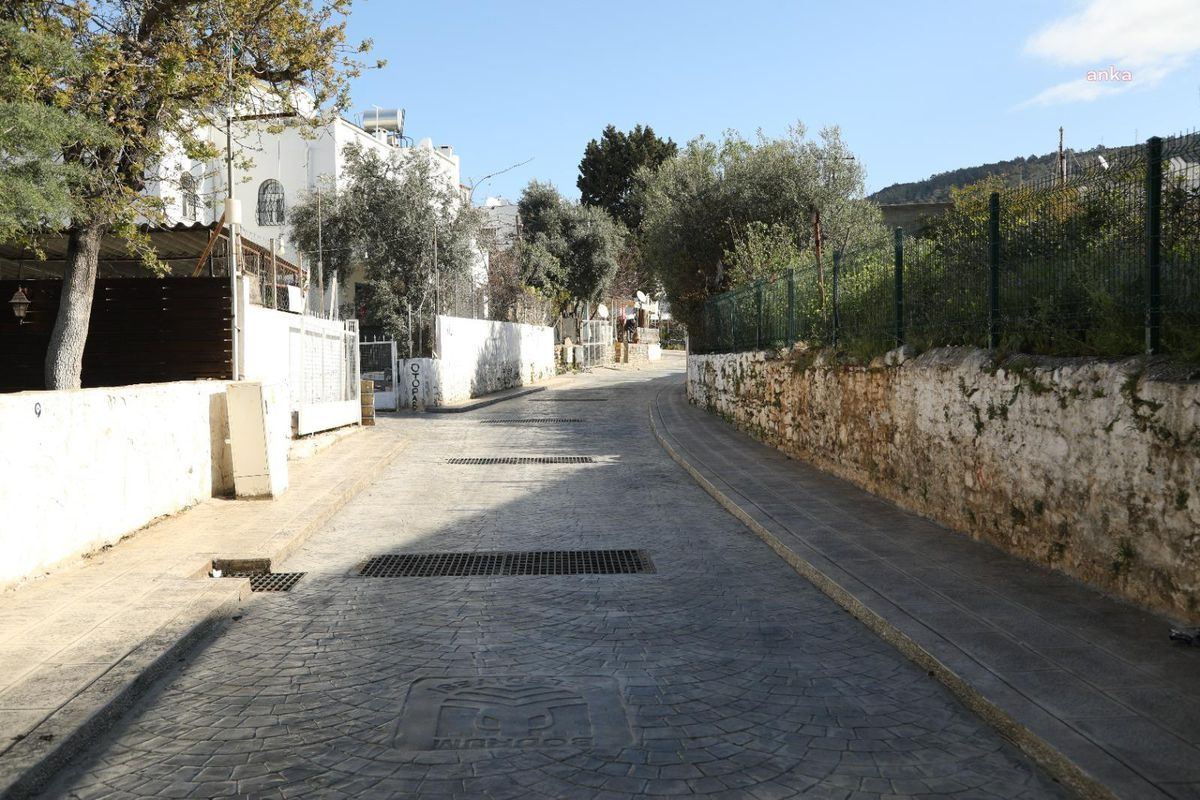 Bodrum Belediyesi, Dere Sokak\'taki Altyapı Çalışmalarının 1. Etabını Tamamladı