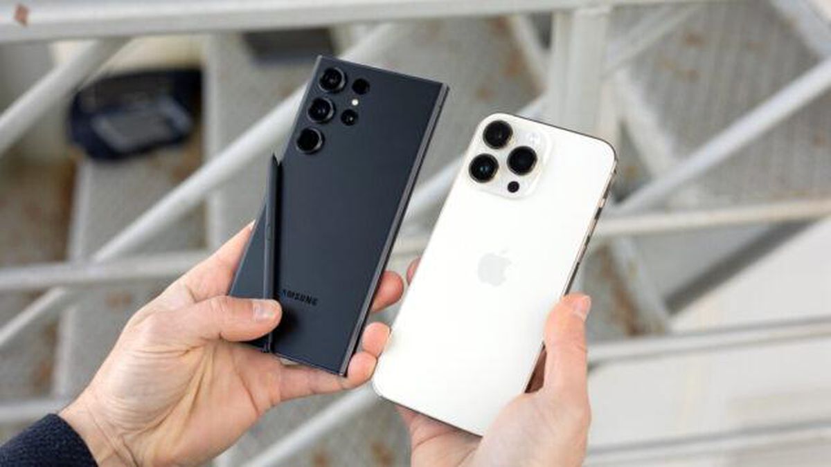 Bu uygulama iPhone modellerini Samsung Galaxy S23\'e dönüştürüyor!