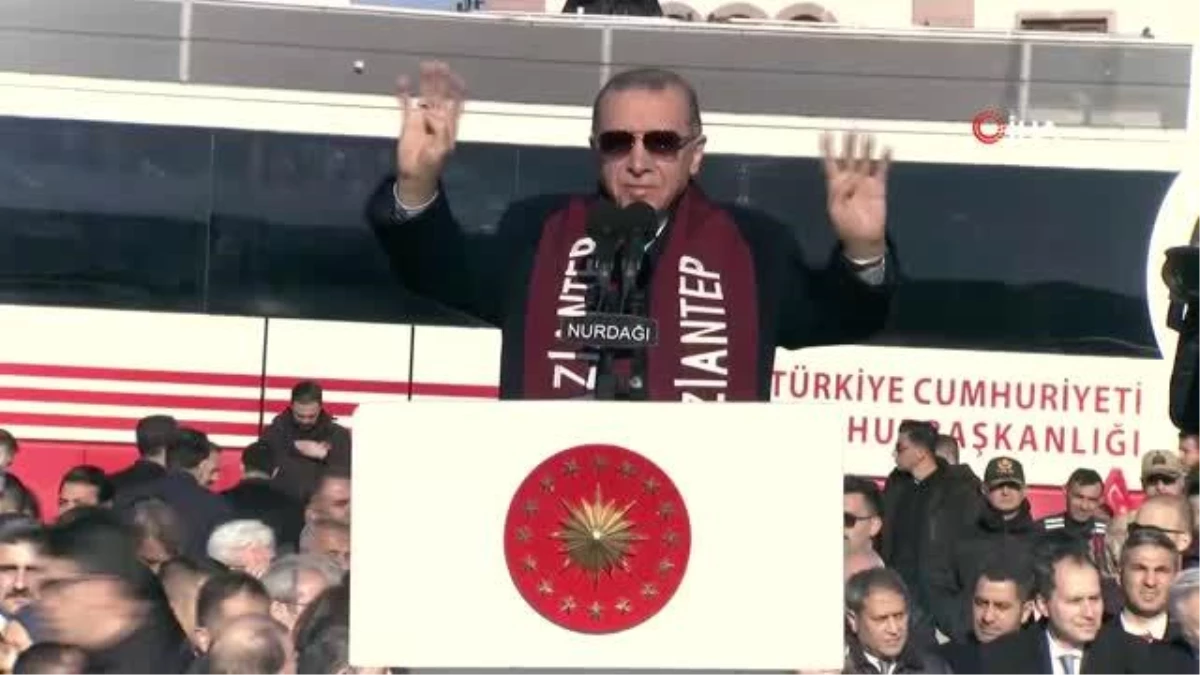 Cumhurbaşkanı Erdoğan: "Türkiye genelinde riskli binaların dönüşümü ile ilgili kapsamlı hazırlık yapıyoruz"