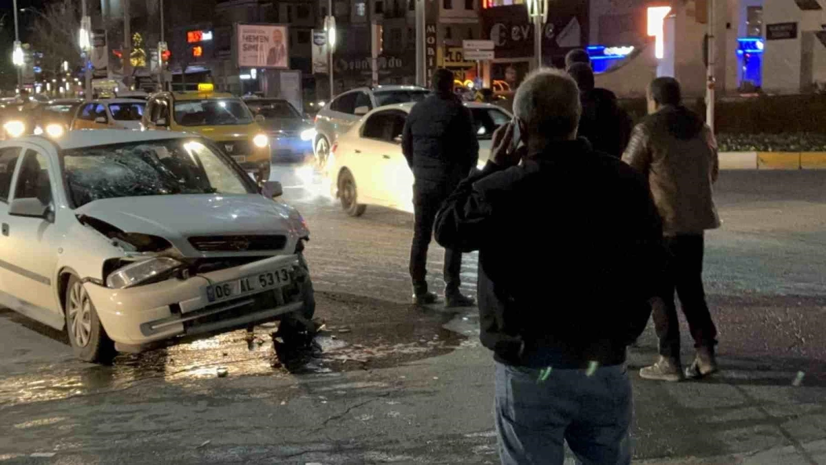 Deprem bölgesi Nurdağı\'ndan babasının cenazesine geldi, kaza yaptı