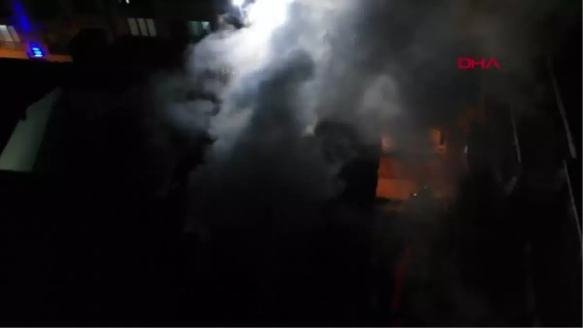 İSTANBUL-AVCILAR\'DA BOŞALTILAN BİNADA YANGIN 1 YARALI