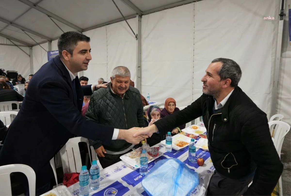 Kartal Belediye Başkanı Yüksel, Orucunu Hasta Yakınlarıyla Açtı