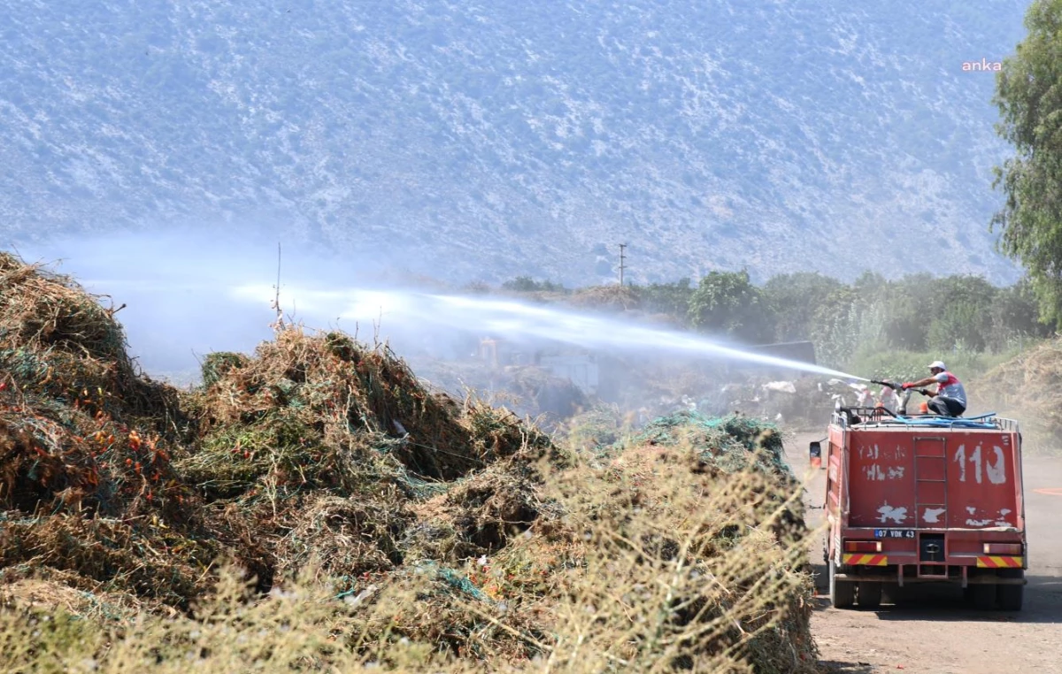 Kumluca Belediyesi, 2022 Yılında 46 Bin 475 Ton Sera Atığını Organik Gübreye Dönüştürdü