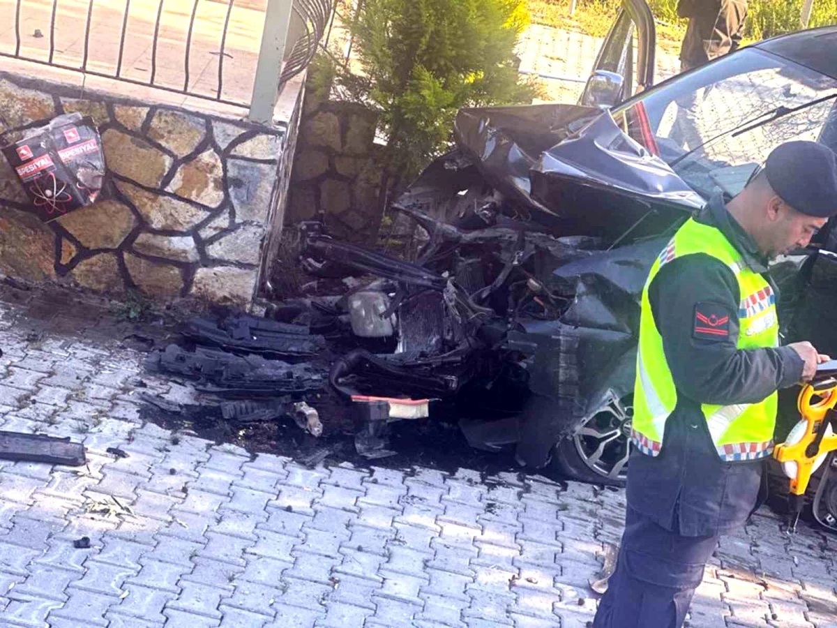 Ortaca\'da trafik kazası: 1 ölü, 1 yaralı