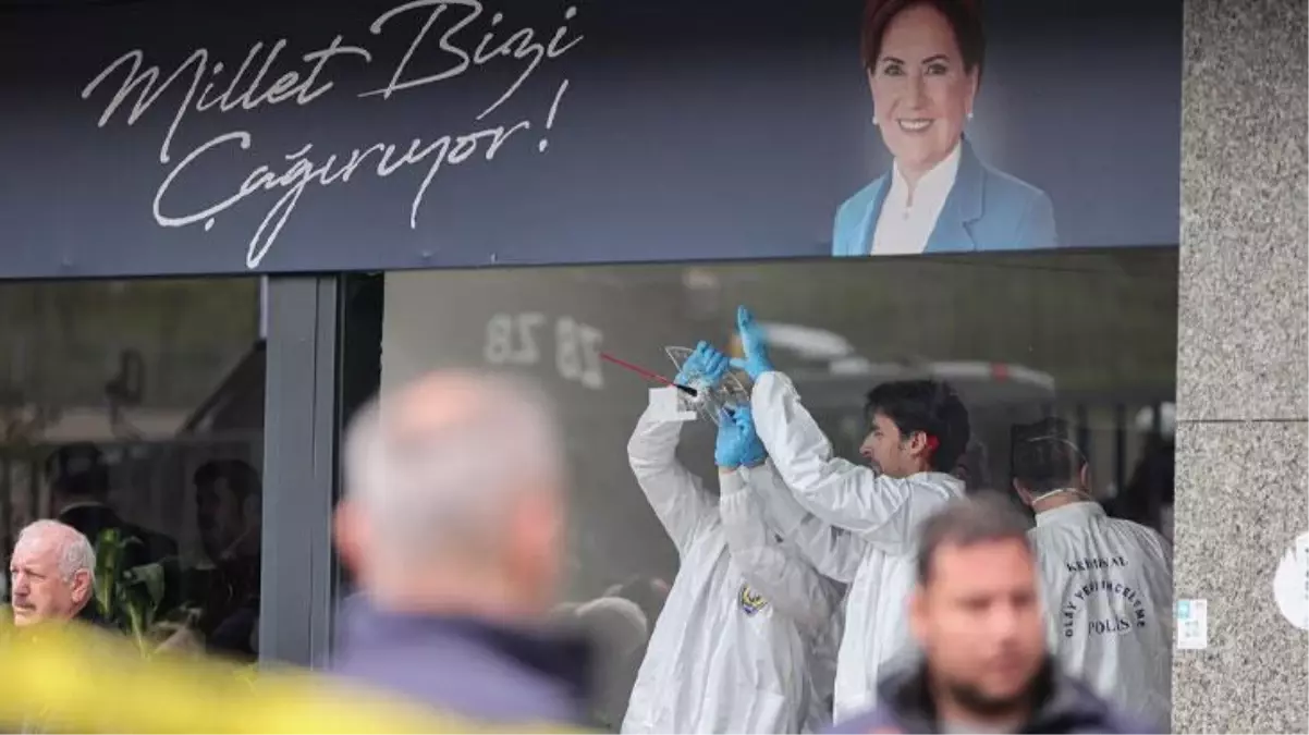 AK Parti Sözcüsü Ömer Çelik, İYİ Parti binasına yapılan saldırıyı kınadı, Akşener\'in sözlerini "provokatif" buldu