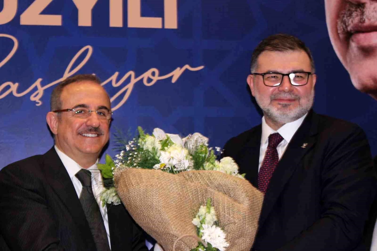 AK Parti İzmir\'in yeni başkanı görevi devraldı