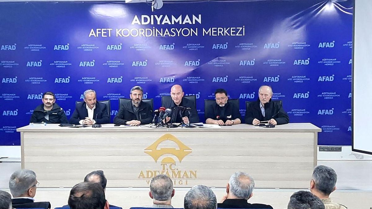 Bakan Soylu: "Hatay hariç diğer illerde Ramazan ayında enkaz kaldırmayı bitireceğiz"