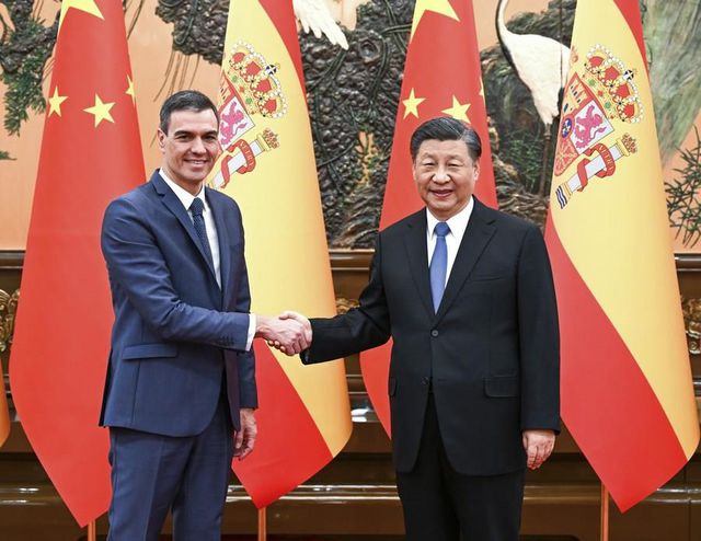 Çin Cumhurbaşkanı Xi, İspanya Başbakanı Sanchez ile Görüştü Çin Cumhurbaşkanı Xi, İspanya Başbakanı Sanchez ile Görüştü