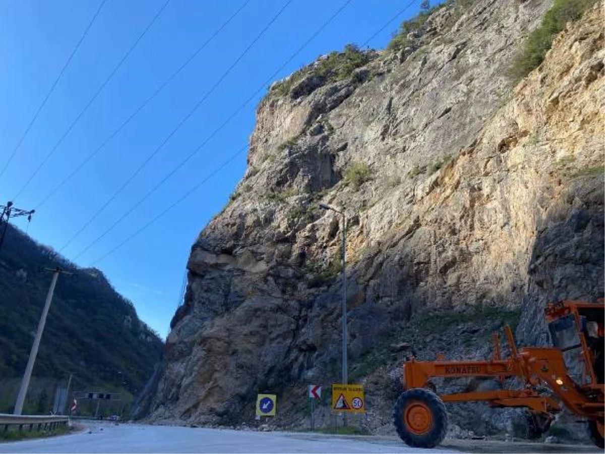 Endüstriyel dağcıların metrelerce yükseklikteki zorlu mesaisi dron ile görüntülendi
