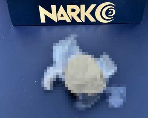 Muğla'da bilgisayarın şarj aletinden uyuşturucu madde çıktı Muğla'da bilgisayarın şarj aletinden uyuşturucu madde çıktı