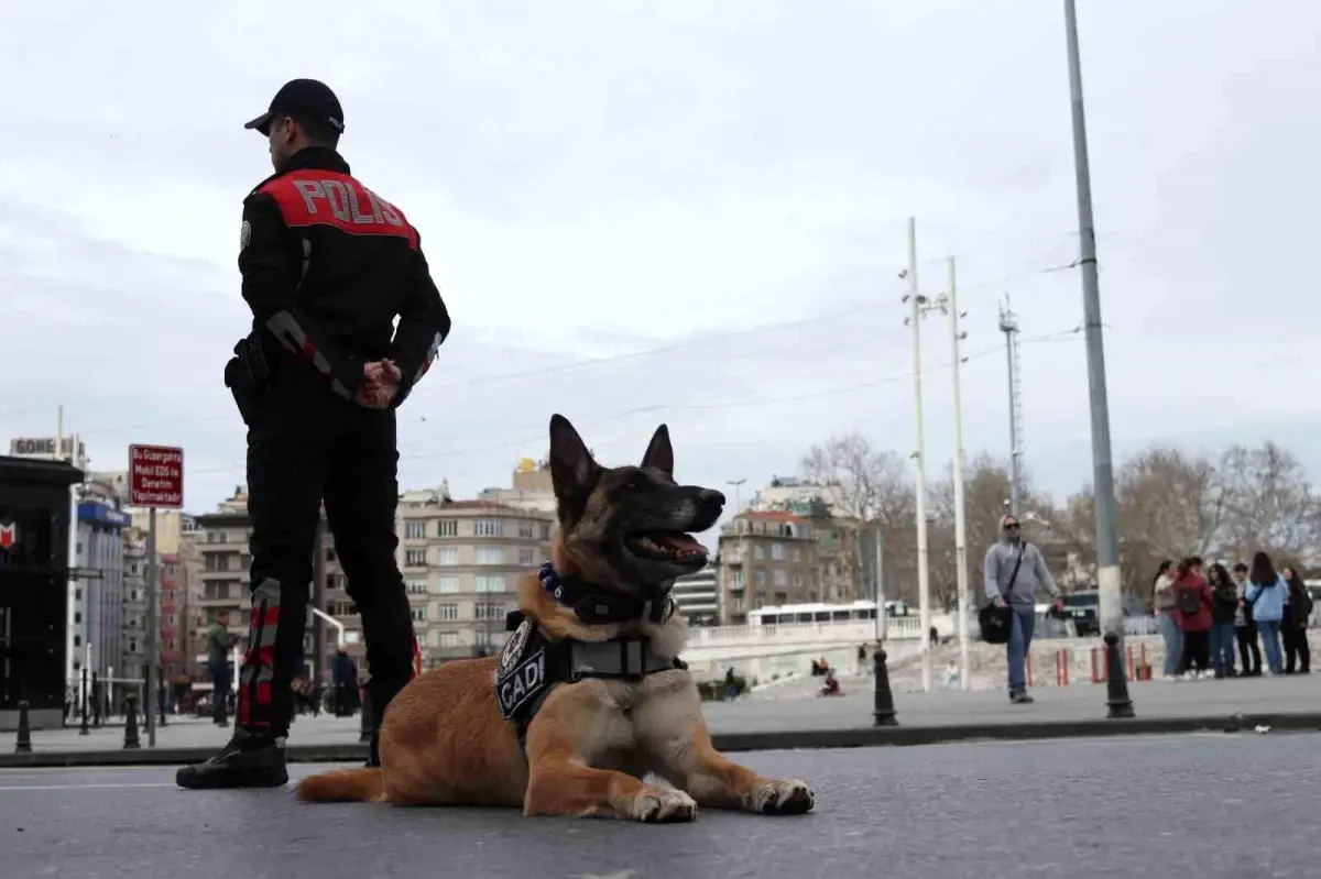 Taksim\'de helikopter destekli "Huzur İstanbul" uygulaması yapıldı