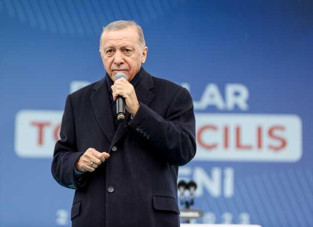 Cumhurbaşkanı Erdoğan'dan Kılıçdaroğlu'nun seccadeye basması hakkında ilk sözler: Talimatı Pensilvanya'dan alıyorlar