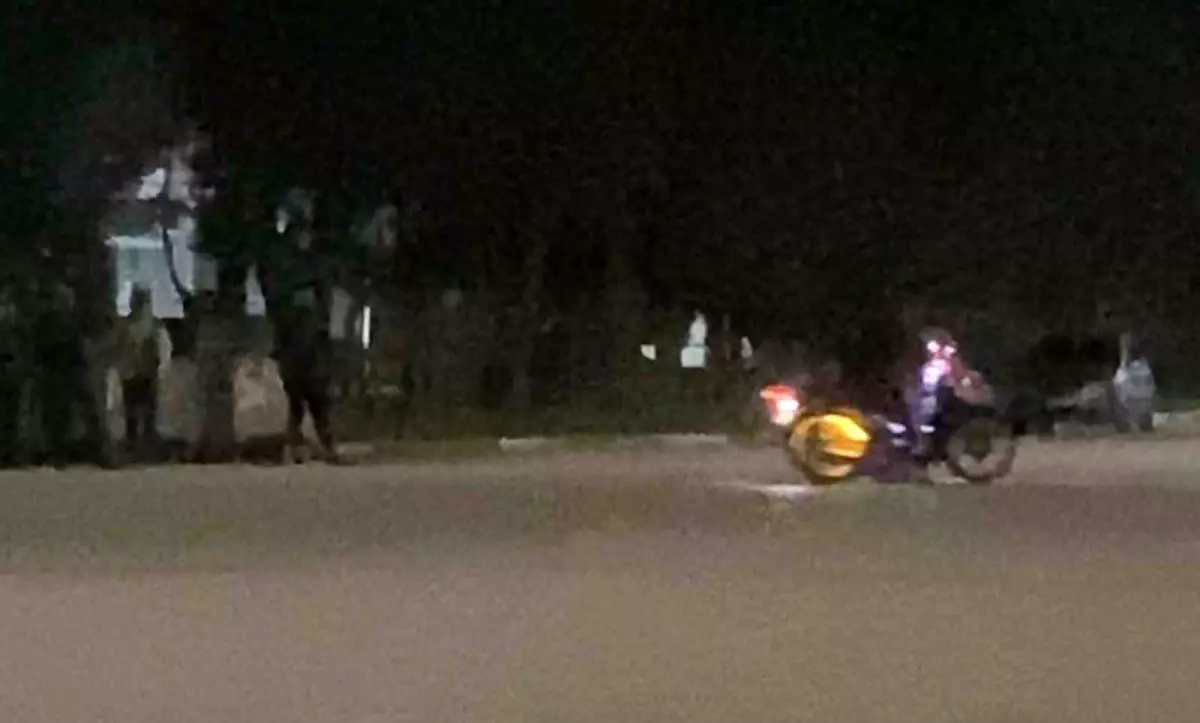 Drift atıp polisten kaçan sürücü amatör kameralara yansıdı